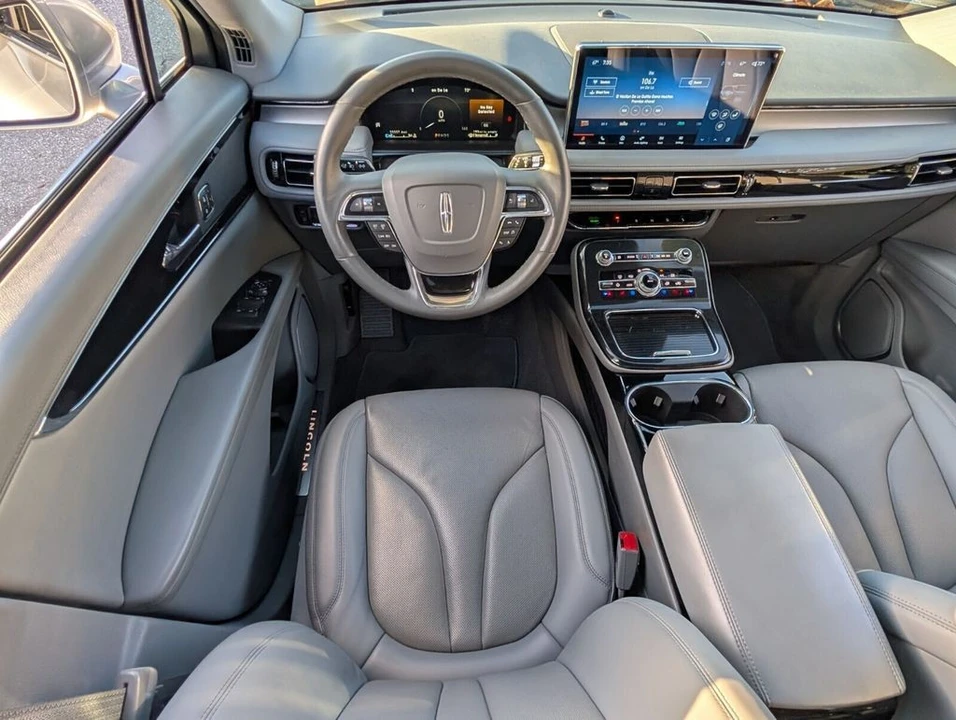 2022 Lincoln Nautilus - Image 14 of 21