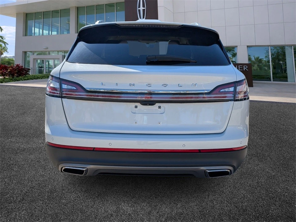 2022 Lincoln Nautilus - Image 6 of 12