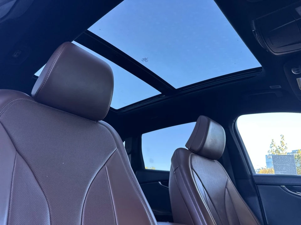 2022 Lincoln Nautilus - Image 17 of 21