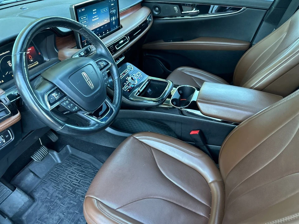 2022 Lincoln Nautilus - Image 10 of 21