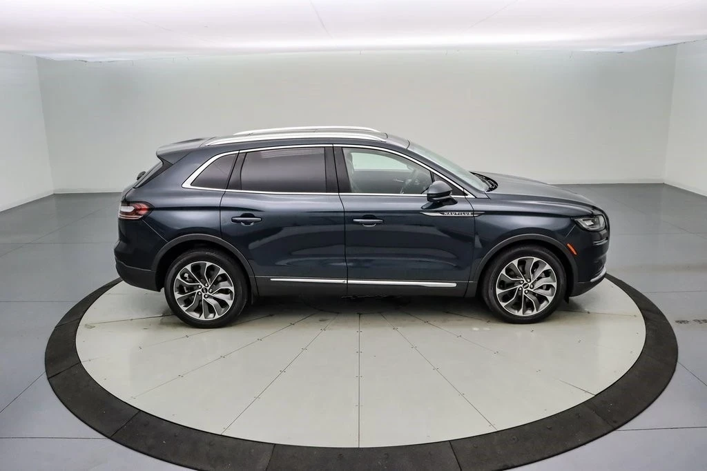 2022 Lincoln Nautilus - Image 4 of 21