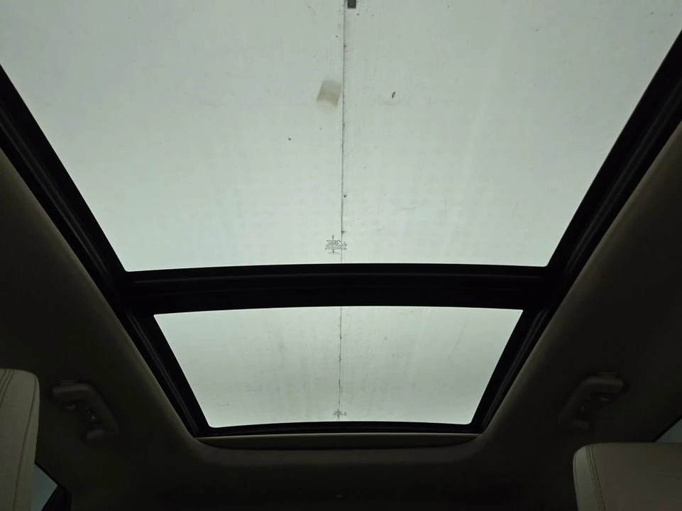 2022 Lincoln Nautilus - Image 3 of 12