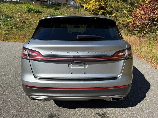 2022 Lincoln Nautilus - Image 7 of 12