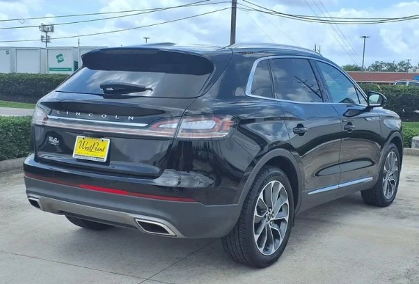 2022 Lincoln Nautilus - Image 4 of 12