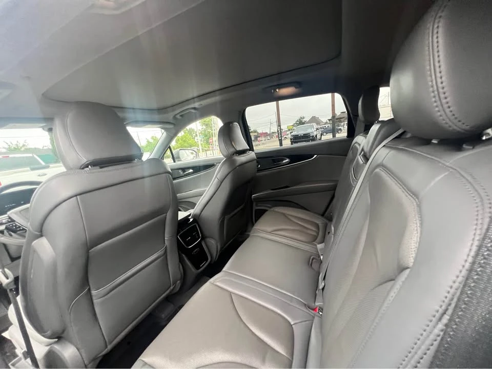 2022 Lincoln Nautilus - Image 9 of 12