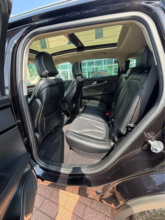 2022 Lincoln Nautilus - Image 7 of 12