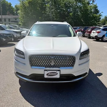 2022 Lincoln Nautilus Standard