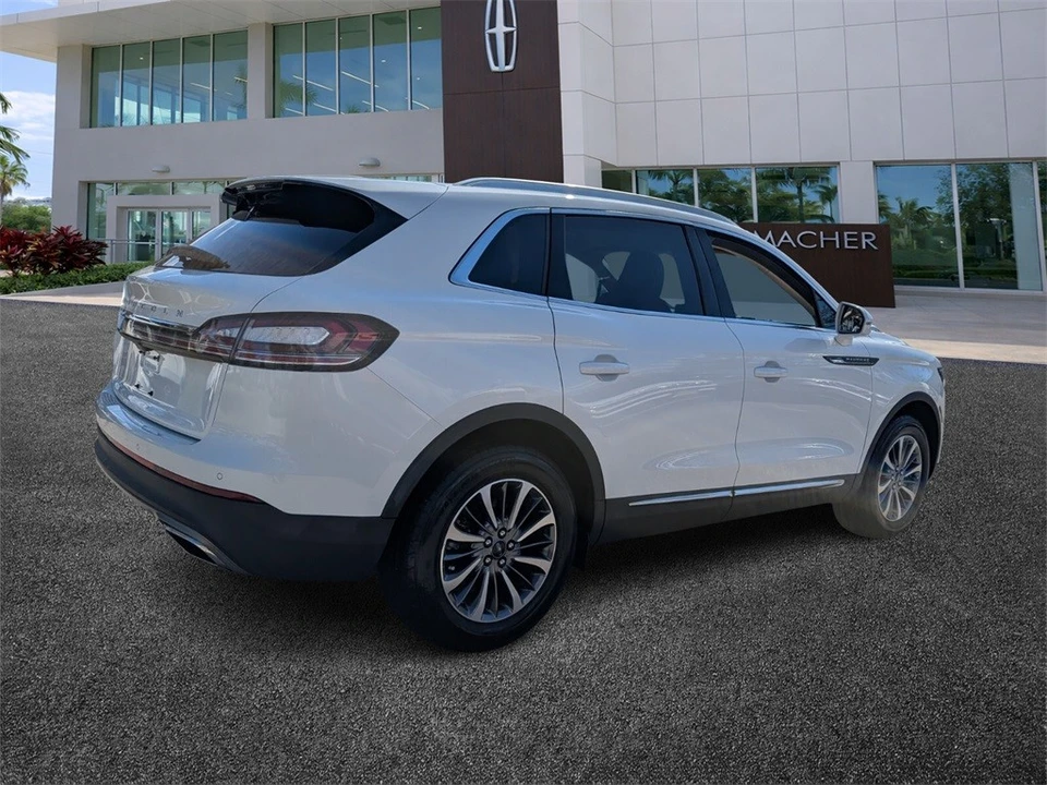 2022 Lincoln Nautilus - Image 7 of 12