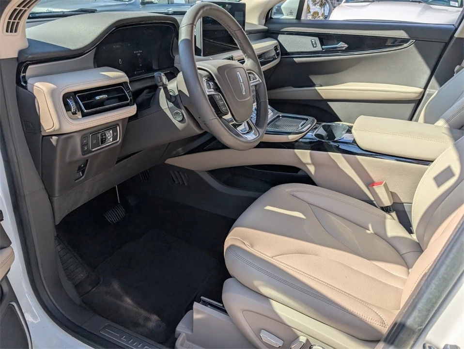 2022 Lincoln Nautilus - Image 12 of 12