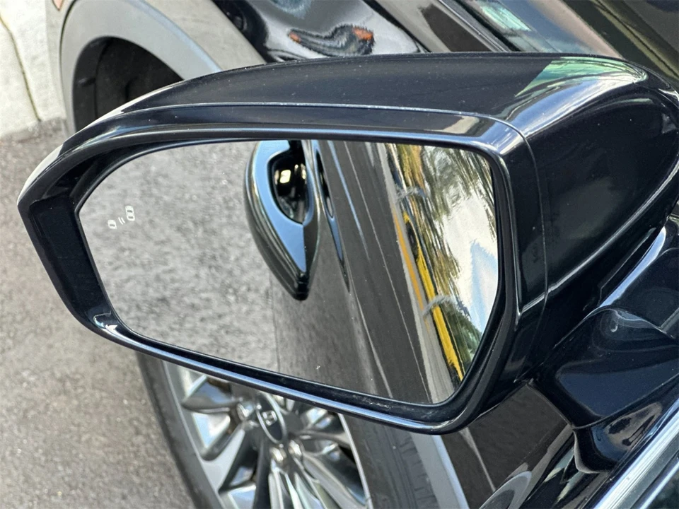 2022 Lincoln Nautilus - Image 9 of 12