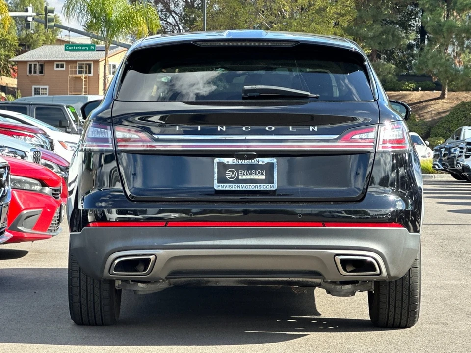 2022 Lincoln Nautilus - Image 4 of 12