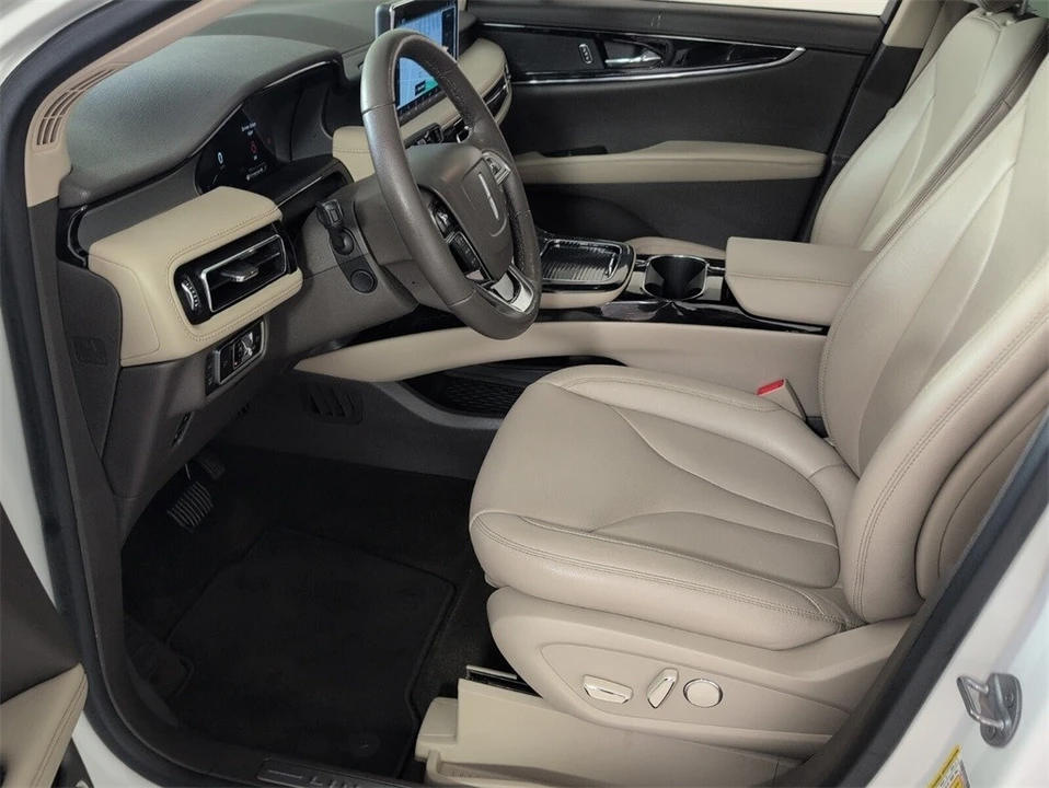2022 Lincoln Nautilus - Image 7 of 12