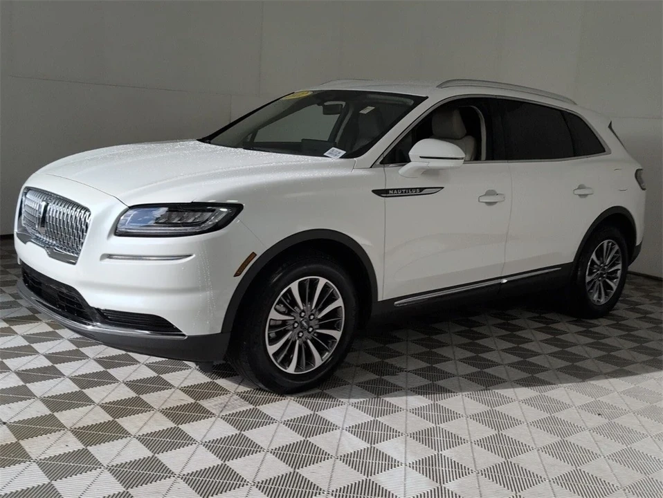 2022 Lincoln Nautilus - Image 4 of 21