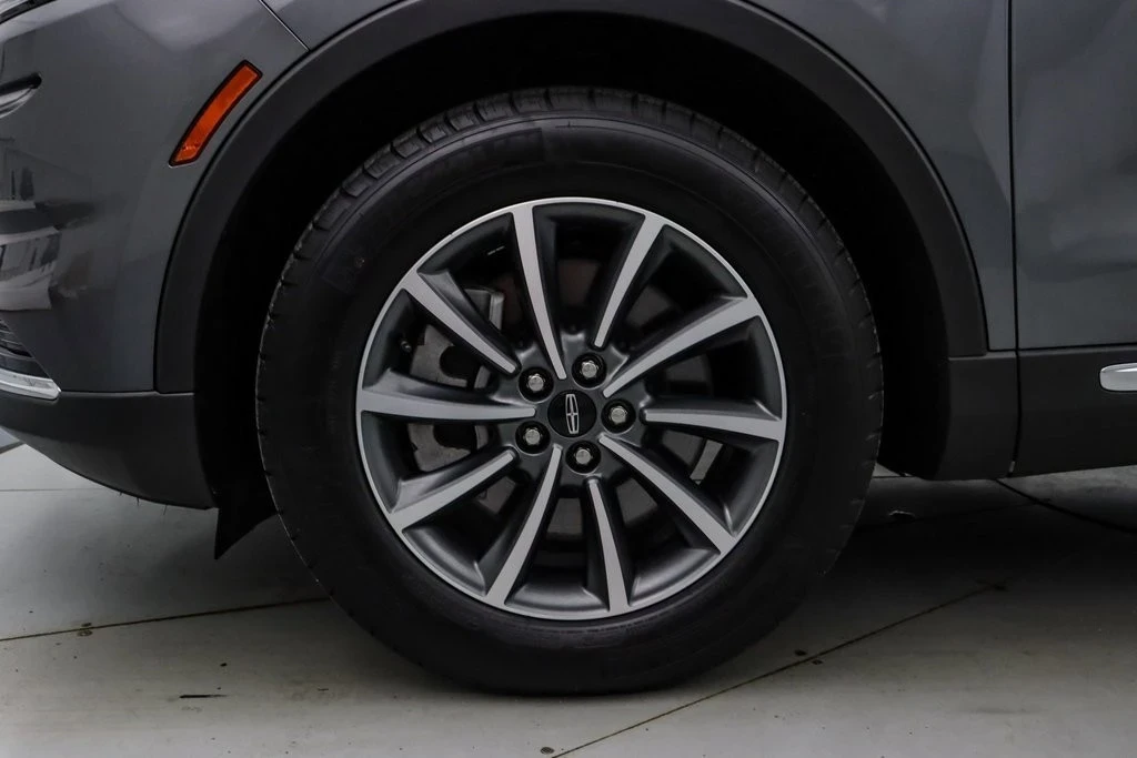 2022 Lincoln Nautilus - Image 11 of 21