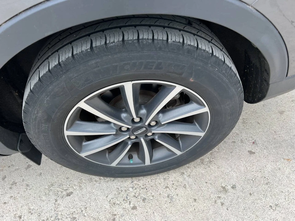 2022 Lincoln Nautilus - Image 12 of 21