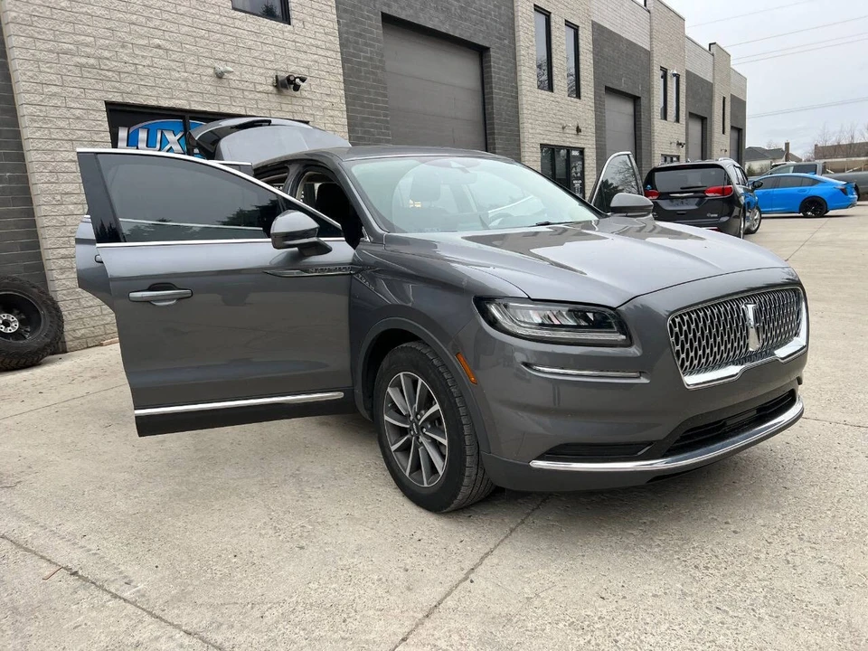 2022 Lincoln Nautilus - Image 16 of 21