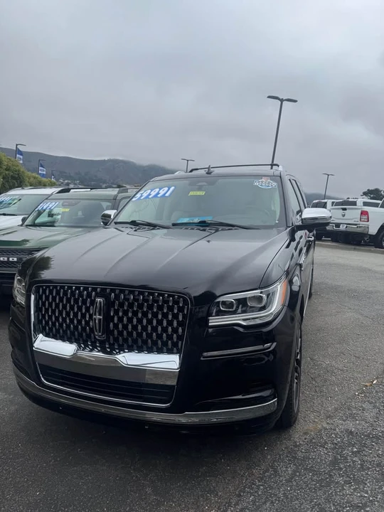 2022 Lincoln Navigator 4th Gen - Image 2 of 2