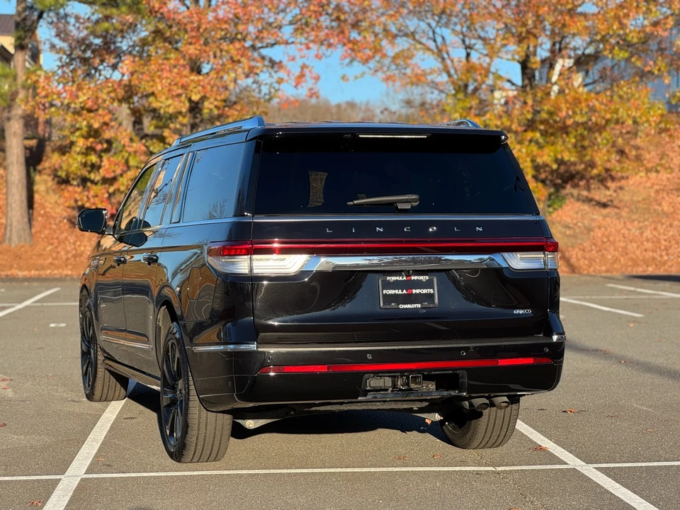 2022 Lincoln Navigator 4th Gen - Image 9 of 21