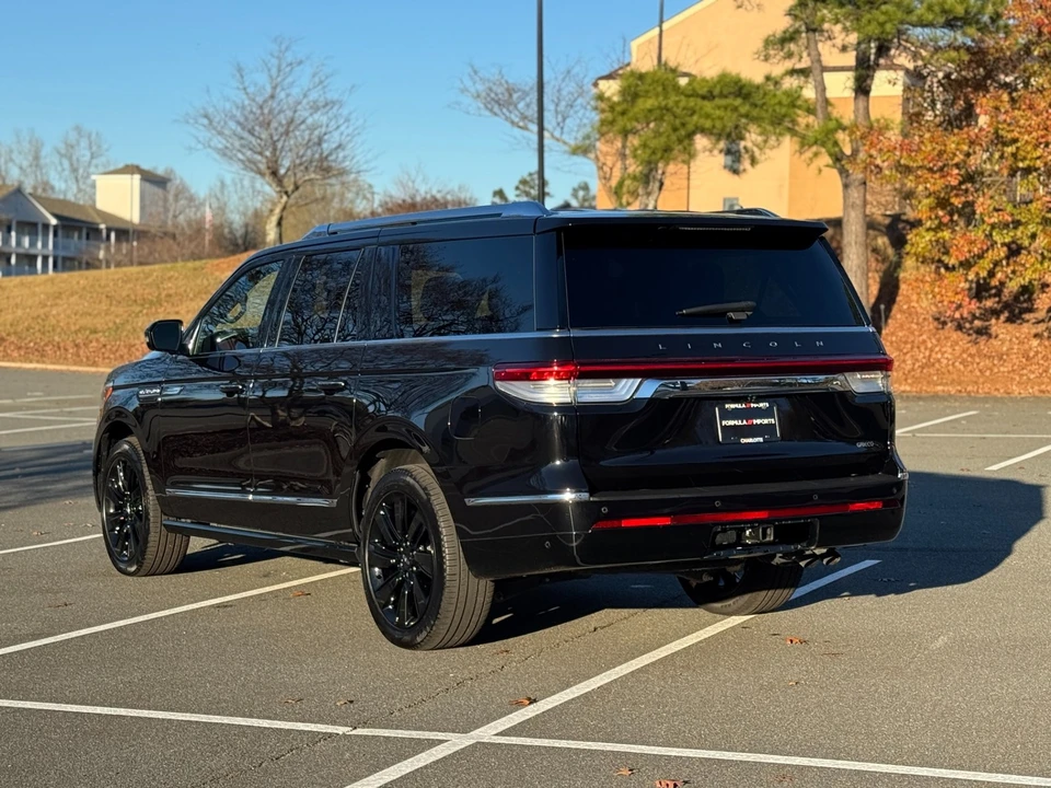 2022 Lincoln Navigator 4th Gen - Image 8 of 21