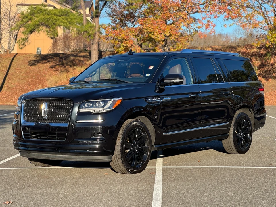 2022 Lincoln Navigator 4th Gen - Image 4 of 21