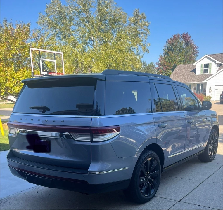 2022 Lincoln Navigator 4th Gen - Image 8 of 14