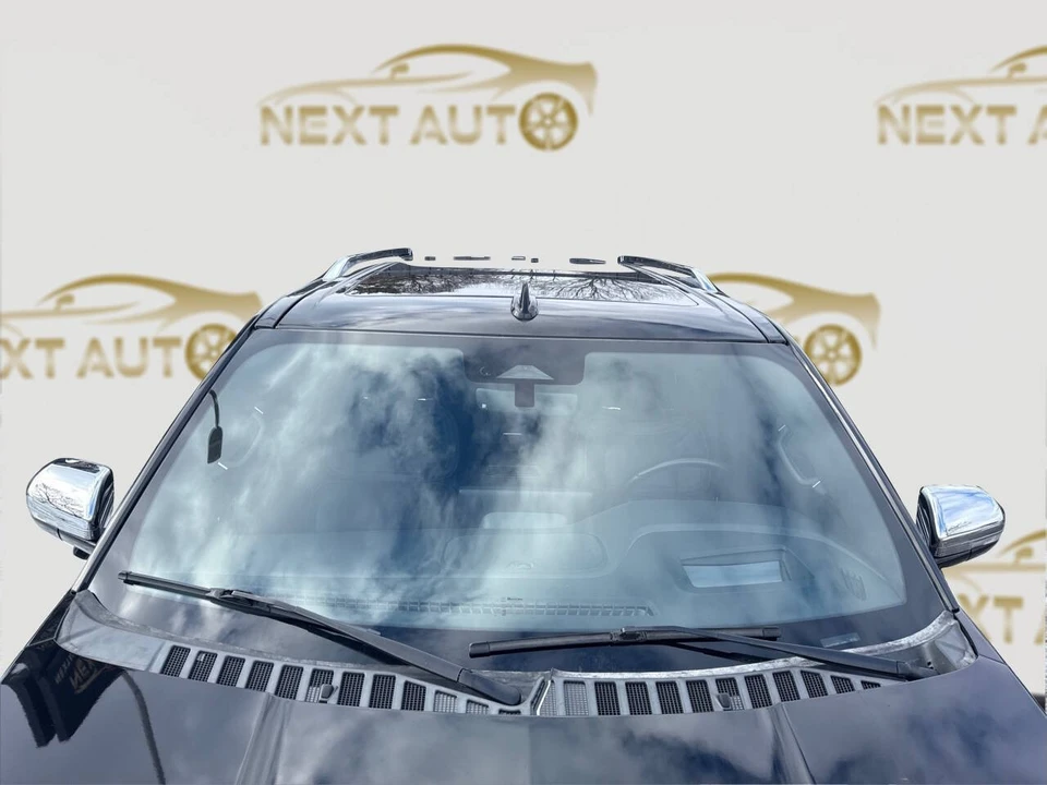 2022 Lincoln Navigator 4th Gen - Image 11 of 21