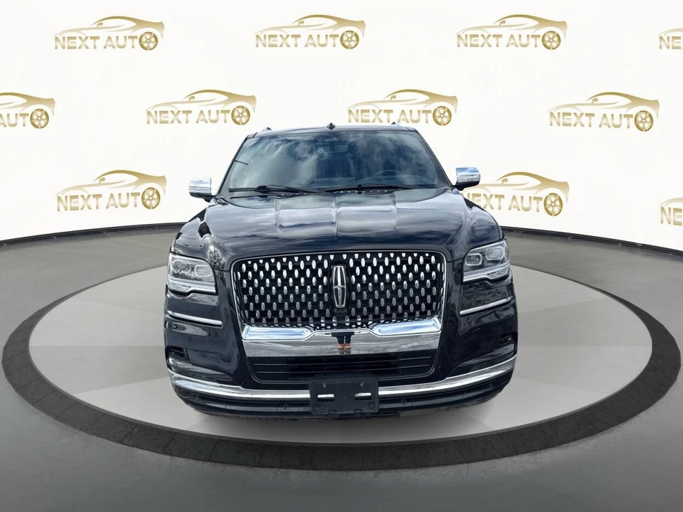 2022 Lincoln Navigator 4th Gen - Image 8 of 21