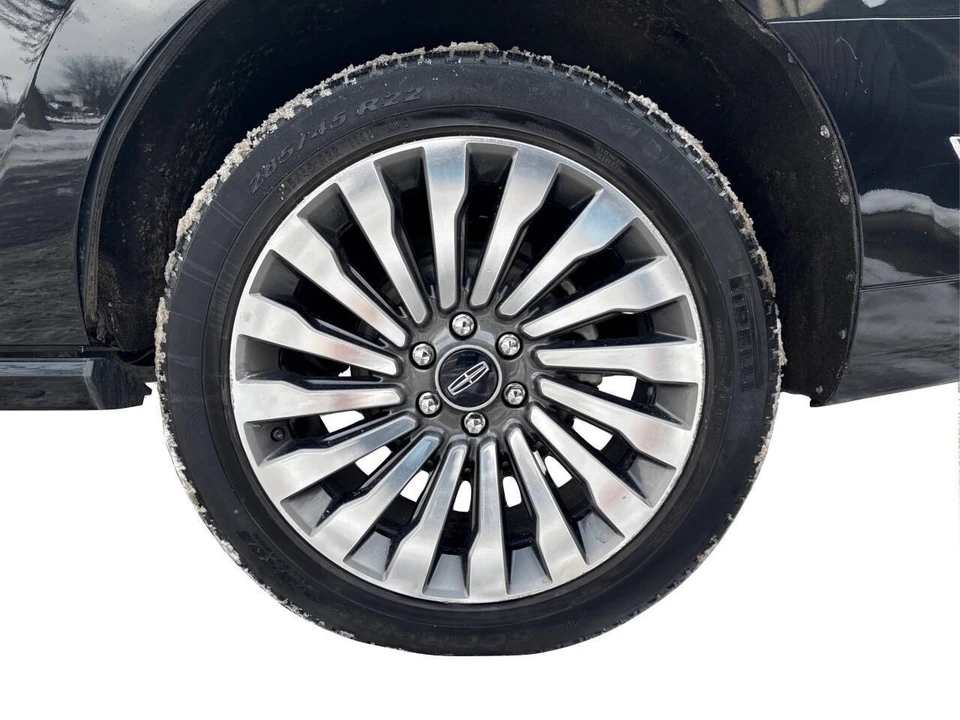 2022 Lincoln Navigator 4th Gen - Image 16 of 21