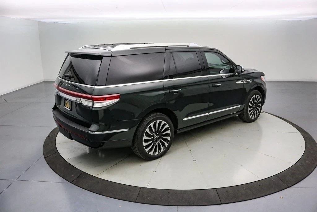 2022 Lincoln Navigator 4th Gen - Image 5 of 21