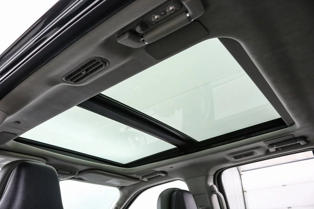 2022 Lincoln Navigator 4th Gen - Image 21 of 21