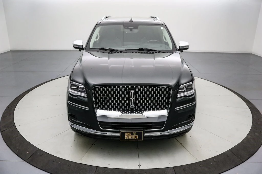 2022 Lincoln Navigator 4th Gen - Image 10 of 21