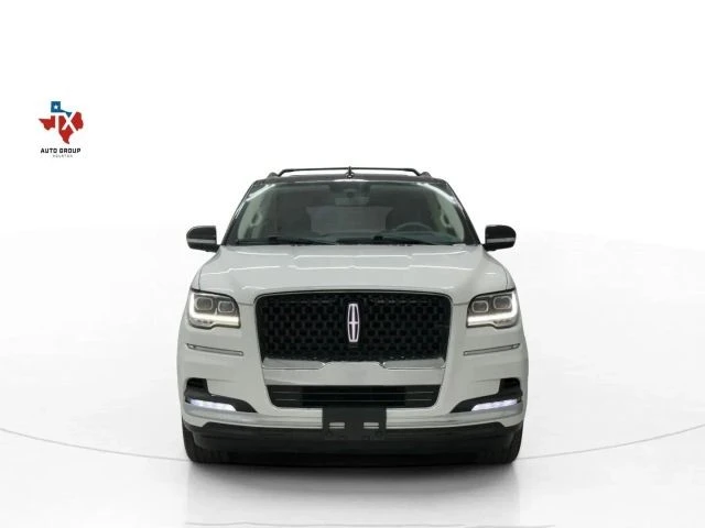 2022 Lincoln Navigator 4th Gen - Image 9 of 21
