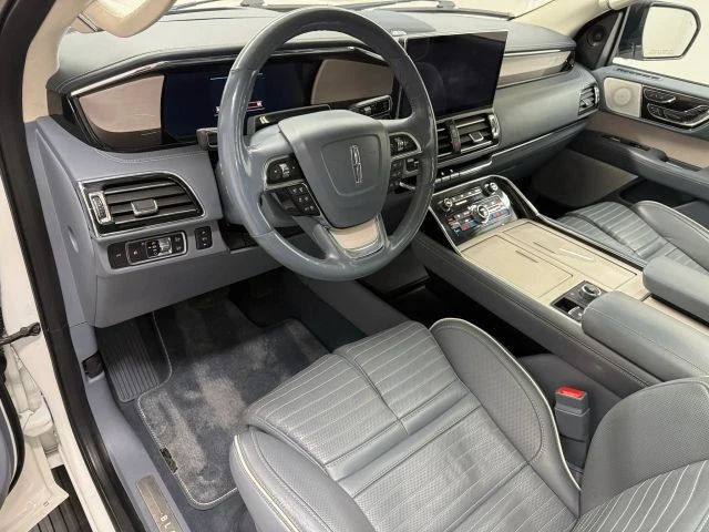 2022 Lincoln Navigator 4th Gen - Image 11 of 21