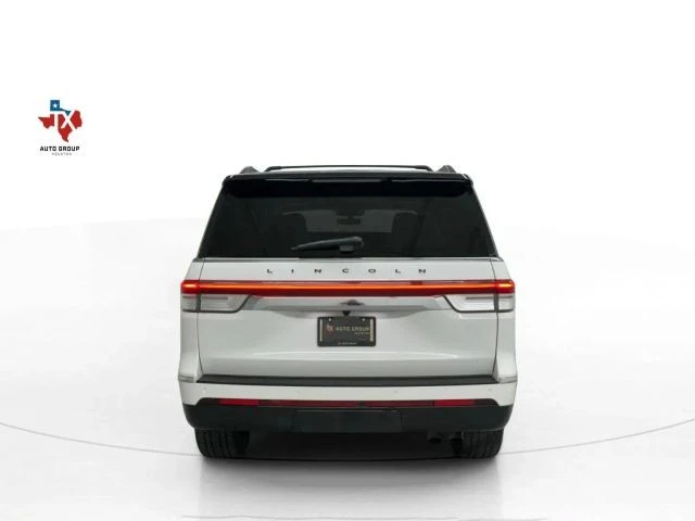 2022 Lincoln Navigator 4th Gen - Image 10 of 21