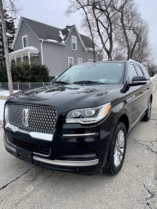 2022 Lincoln Navigator 4th Gen - Image 2 of 14