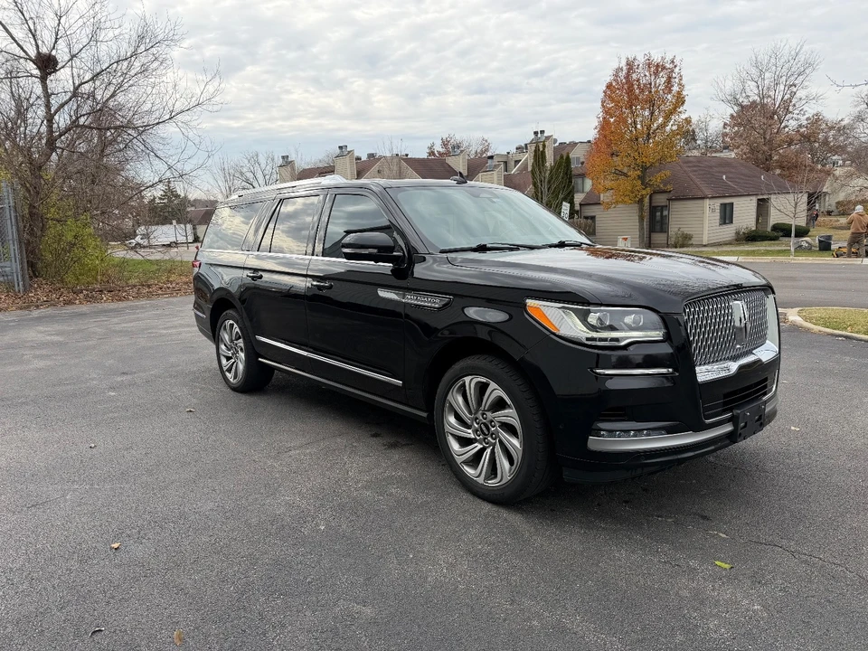 2022 Lincoln Navigator 4th Gen - Image 6 of 20
