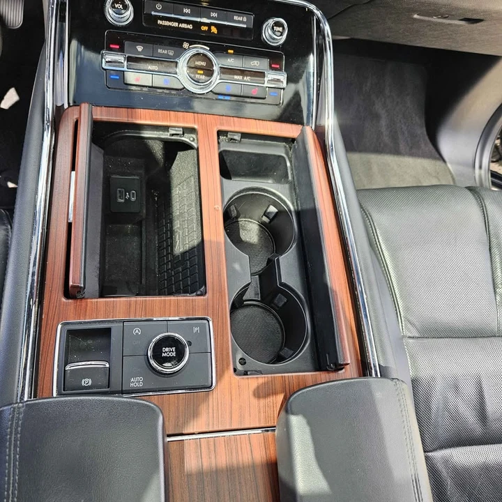 2022 Lincoln Navigator 4th Gen - Image 4 of 17
