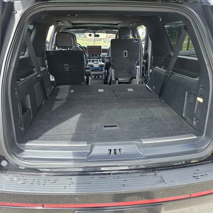 2022 Lincoln Navigator 4th Gen - Image 10 of 17