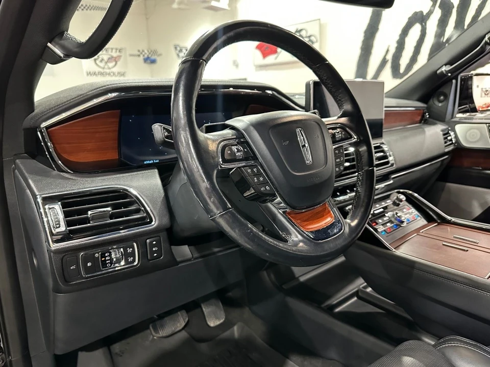 2022 Lincoln Navigator 4th Gen - Image 12 of 21