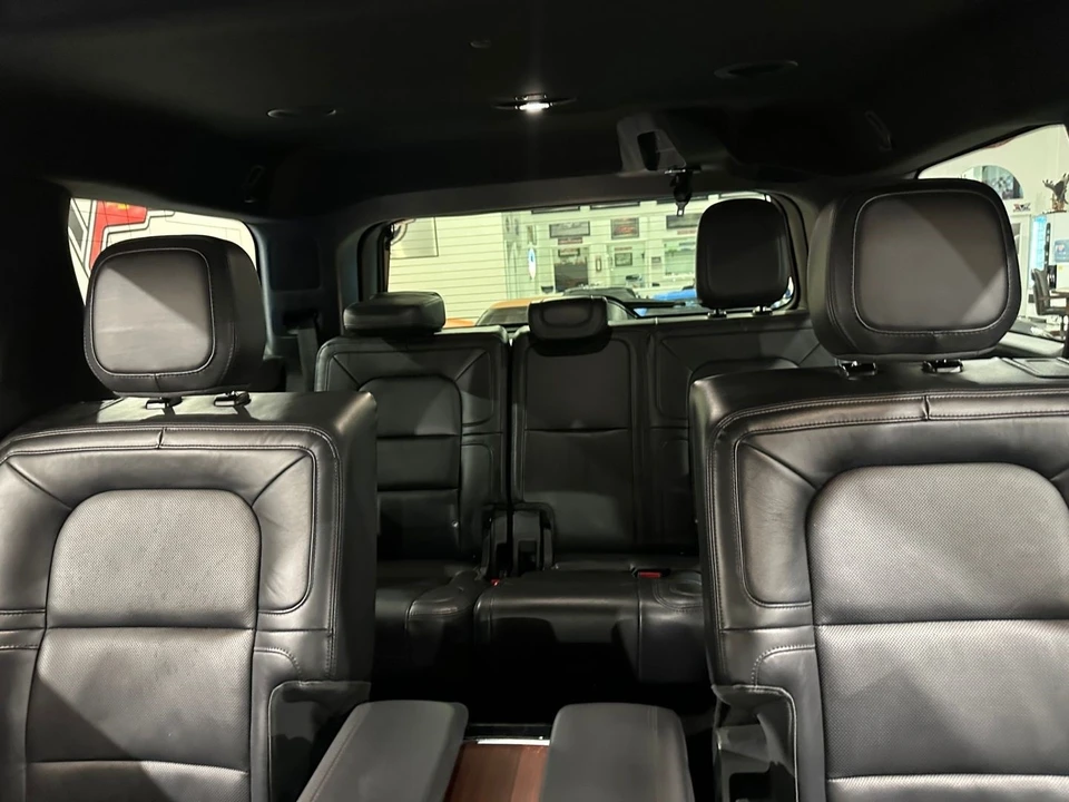 2022 Lincoln Navigator 4th Gen - Image 19 of 21