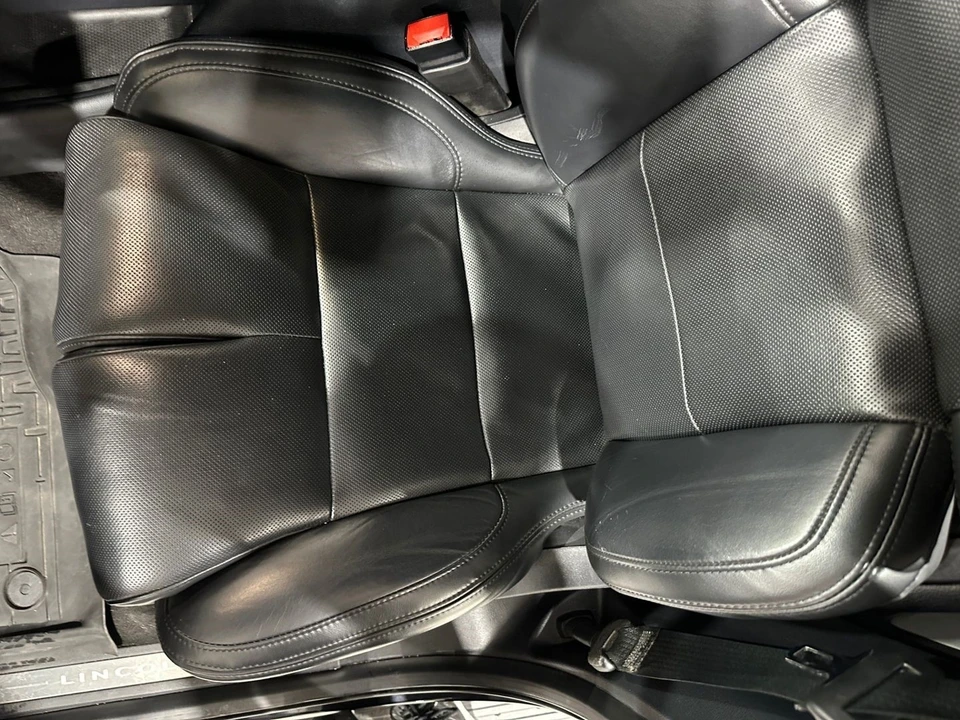 2022 Lincoln Navigator 4th Gen - Image 21 of 21