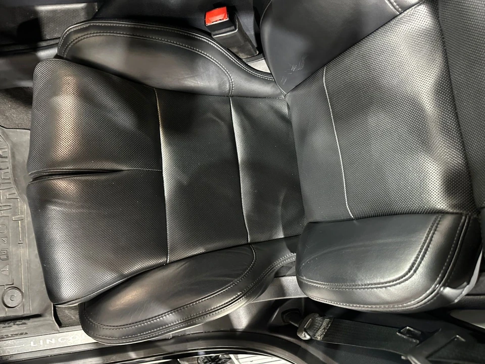 2022 Lincoln Navigator 4th Gen - Image 21 of 21