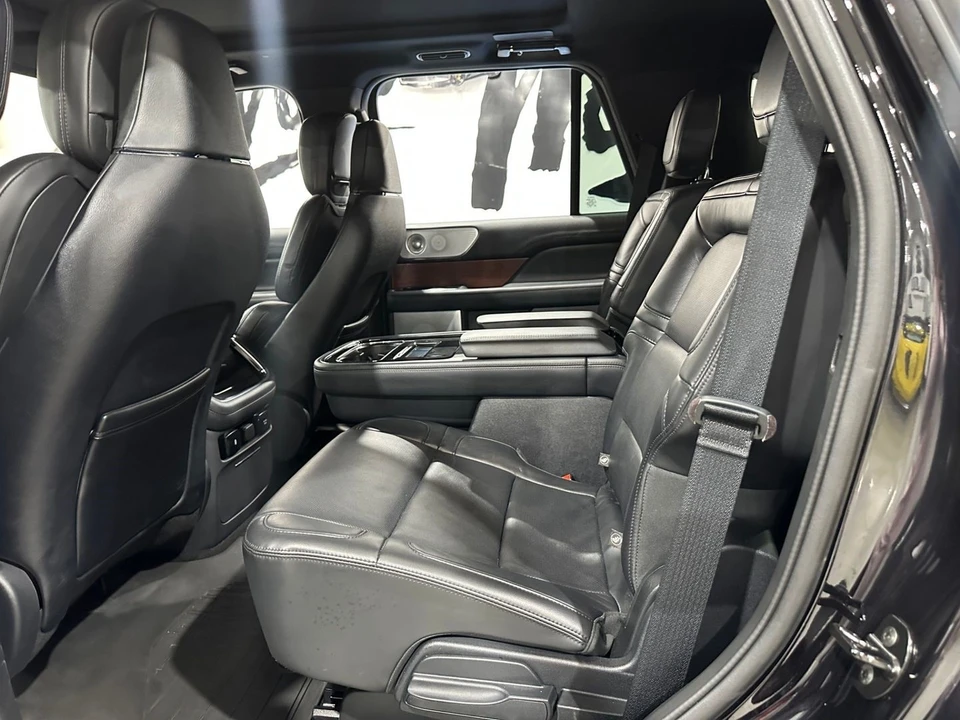 2022 Lincoln Navigator 4th Gen - Image 14 of 21