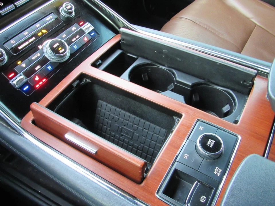 2022 Lincoln Navigator 4th Gen - Image 7 of 12