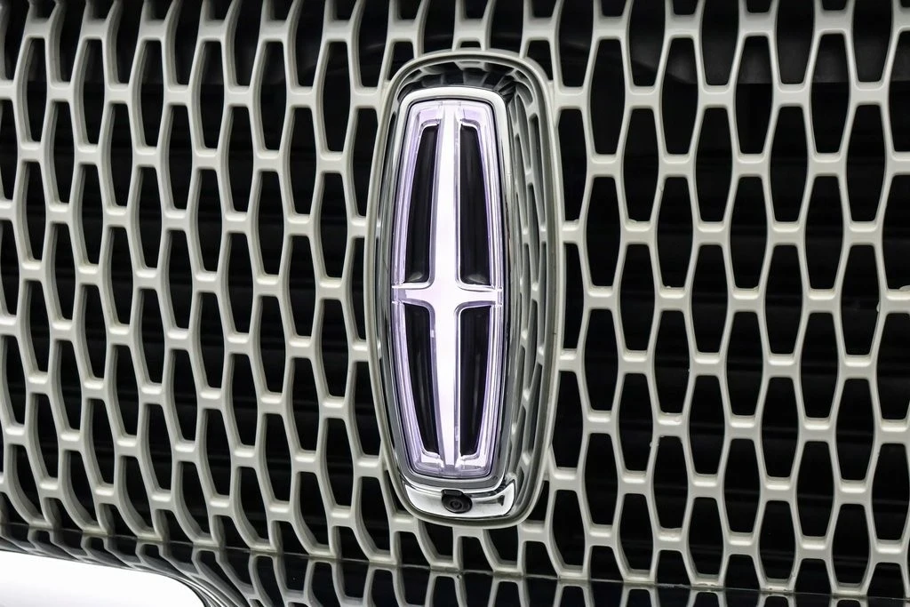 2022 Lincoln Navigator 4th Gen - Image 12 of 21