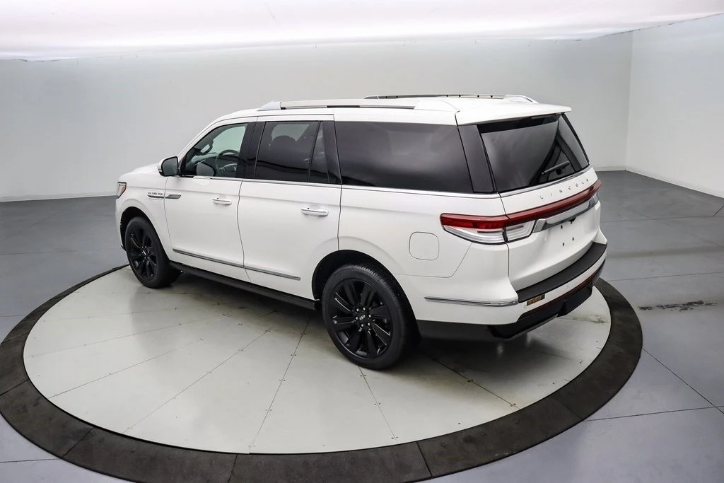 2022 Lincoln Navigator 4th Gen - Image 7 of 21