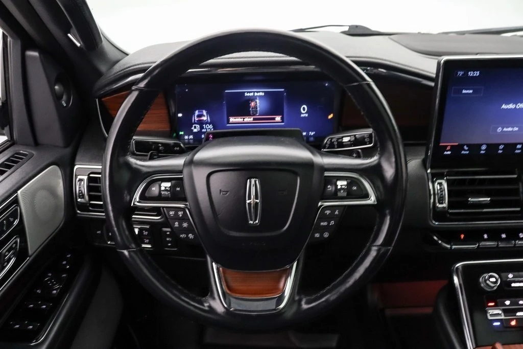 2022 Lincoln Navigator 4th Gen - Image 16 of 21