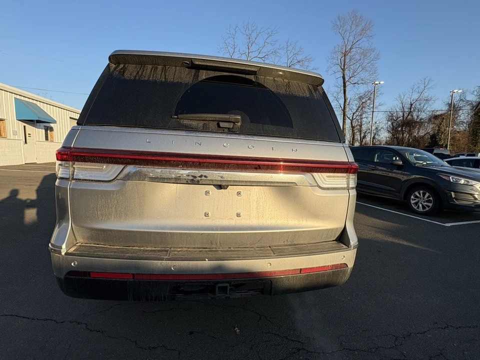 2022 Lincoln Navigator 4th Gen - Image 7 of 12