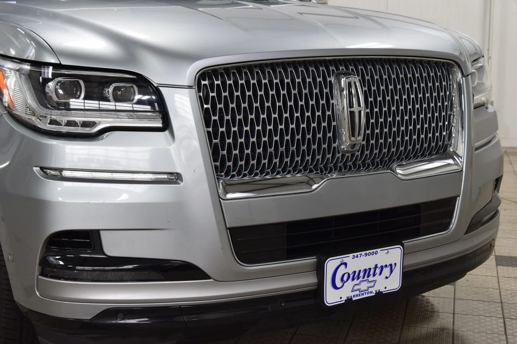 2022 Lincoln Navigator 4th Gen - Image 13 of 21