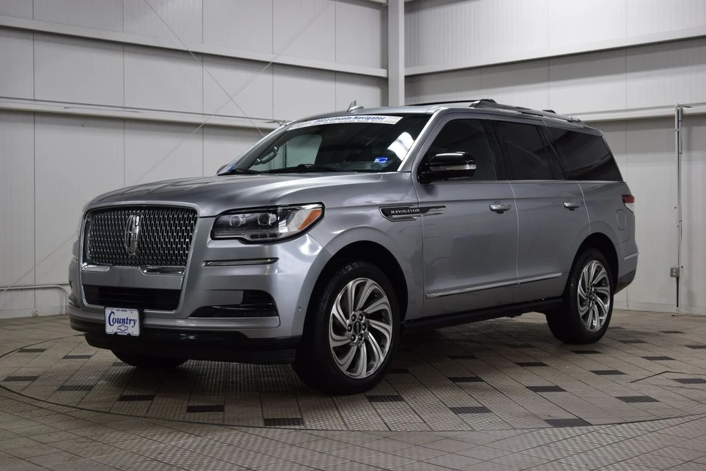 2022 Lincoln Navigator 4th Gen - Image 3 of 21